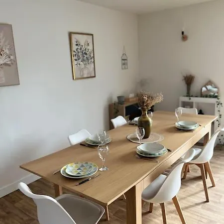 Semesterbostad La Condelisana - Maison Spacieuse Avec Piscine *