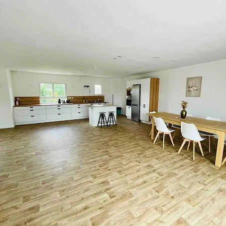 La Condelisana - Maison Spacieuse Avec Piscine Semesterbostad