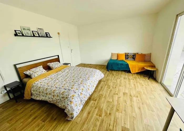 Holiday home La Condelisana - Maison Spacieuse Avec Piscine